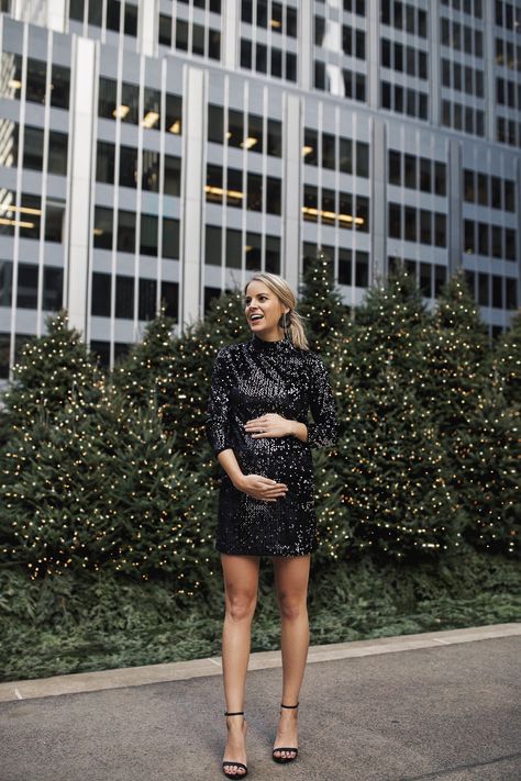 Pregnant Party Dress, Styled Snapshots, Minimalistic Outfits, Graduation Party Dresses, Prom Dresses For Sale, Bump Style, Popular Dresses, Holiday Party Dresses, Holiday Party Outfit