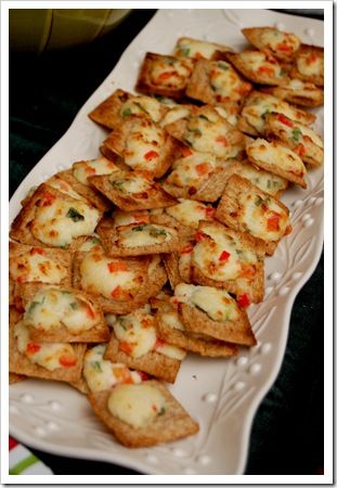 Triscuit Appetizers, Triscuit Recipes, Kraft Foods, Appetizers Easy Finger Food, Best Appetizer Recipes, Appetizer Bites, Finger Food Appetizers, Party Food Appetizers, Best Appetizers