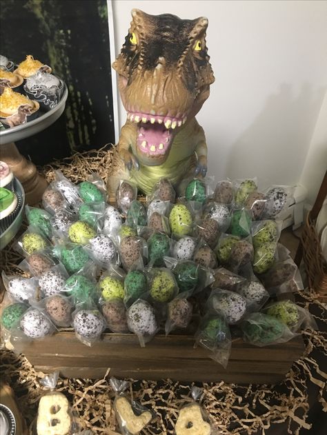 Jurassic world sweets table Dinosaur Sweets Table, Jurassic World Decorations, Jurrasic World Birthday Party Ideas, World Decorations, Jurassic World Party, Dinosaur Birthday Party Food, Jurassic Park Birthday Party, Dinosaur Birthday Theme, Jurassic Park Birthday