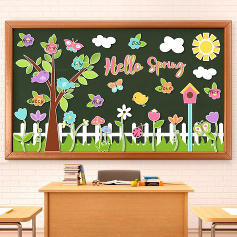 Spring Decor For Classroom, Nature Bulletin Boards, Spring Decorations Kindergarten, Nature Themed Classroom, Tree Bulletin Board, Tree Classroom, Grass Fence, Bulletin Board Tree, Summer Preschool Crafts