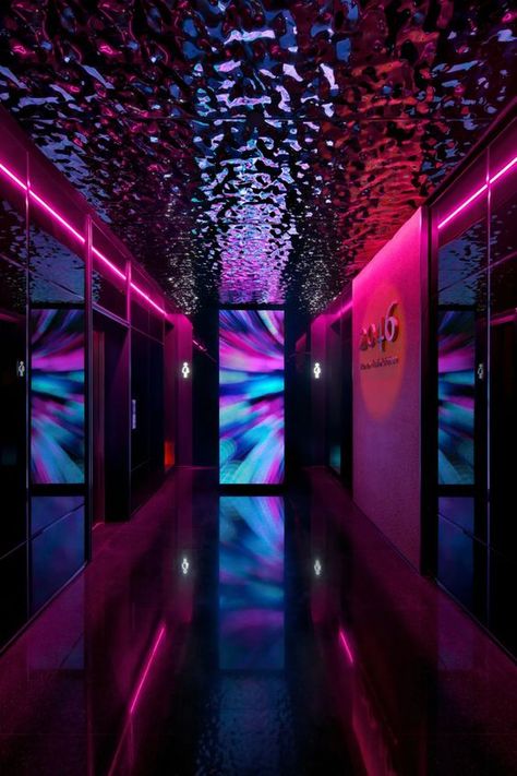 Nightclub Bathroom, Nightclub Design Lighting, Corporative Events, Club Design Interior, Club Layout, Gaming Lounge, Lounge Club, Nightclub Design, Bar Interior Design