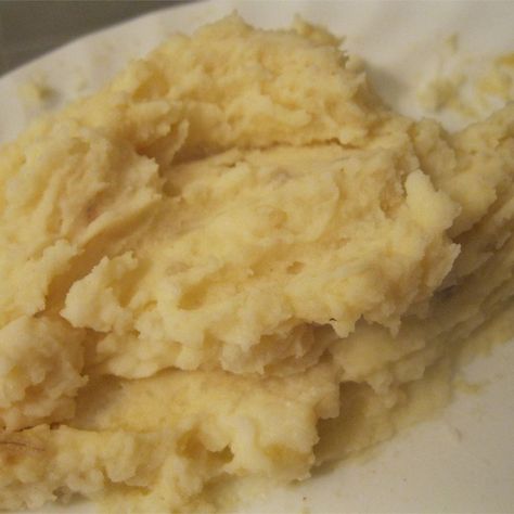 Dijon Mashed Potatoes Malanga Recipes, Malanga Root, Boxed Mashed Potatoes, Potato Substitute, Can Of Soup, Pear Cake, Grilled Pork Chops, Mashed Potato Recipes, Aip Recipes