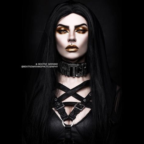 Beatriz Mariano, Carnaval Make-up, Karla Souza, Goth Model, Estilo Rock, Goth Beauty, Goth Women, Gothic Makeup, Goth Makeup