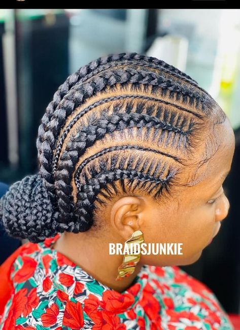 Stitch Lines For Black Women, Classy Cornrow Hairstyles, Cornroll All Back Styles, Simple Conrows Lines And Braids, Simple Conrows Lines Hairstyles, Conrows Lines And Braids 2024 Trends, Conrows Lines And Braids Short, Stitch Lines Hairstyle, Trendy Cornrows Black Women