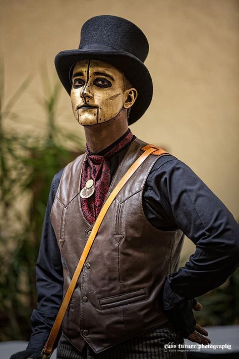 Steampunk makeup for men  I can dig.   #renratsguide Steam Punk Makeup, Steampunk Photoshoot, Robot Makeup, Steampunk Makeup, Circus Makeup, Steam Powered Giraffe, Mode Steampunk, Steampunk Men, Punk Makeup