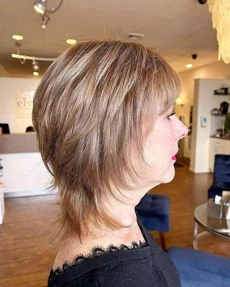 Shag Hair 2023, Short Layered Shag Older Women, Short Shag Hairstyles Over 50 Older Women Round Faces, Women's Shag Haircut, Shag Style Haircuts, Face Thinning Haircuts, Shag Hairstyles Short Over 50, Short Shag Hairstyles Over 50 Choppy Layers, Shag Haircut Over 50