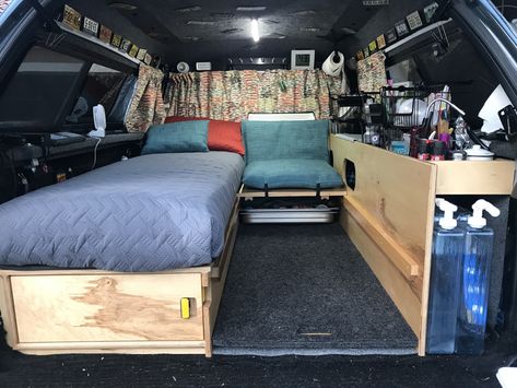 Ready for a road trip. Camping Truck Bed, Truck Topper Camping, Truck Cap Camping, Truck Cap Camper, Pickup Camping, Diy Truck Bedding, Camping Truck, Pickup Trucks Camping, Truck Camper Shells