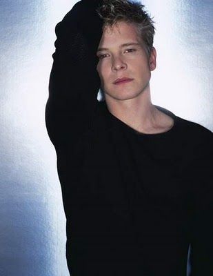 Matt Czuchry Mat Czuchry, Matt Zchury, Rory Core, Cary Agos, Conrad Hawkins, Logan Gilmore, 2000s Men, Logan Huntzberger, Gilmore Guys