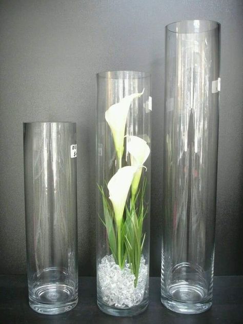 Cylinder Glass Vase Ideas, Long Glass Vase Decor Ideas, Glass Cylinder Vases Decorating Ideas, Glass Flower Vase Ideas, Glass Vase Decorating Ideas, Tall Glass Vase Ideas, Glass Vases Decor Ideas, Cylinder Vase Ideas, Cylinder Centerpieces