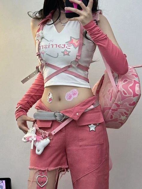 Pair Clothes Outfit, Pcktknife Art, Aesthetics Clothing Styles, Outfit Ideas Cute Casual, Cute Aesthetic Fashion, Cool Pink Outfits, Girly Pop Outfits, Pink And White Shirt Outfit, Pink Cybercore Outfits