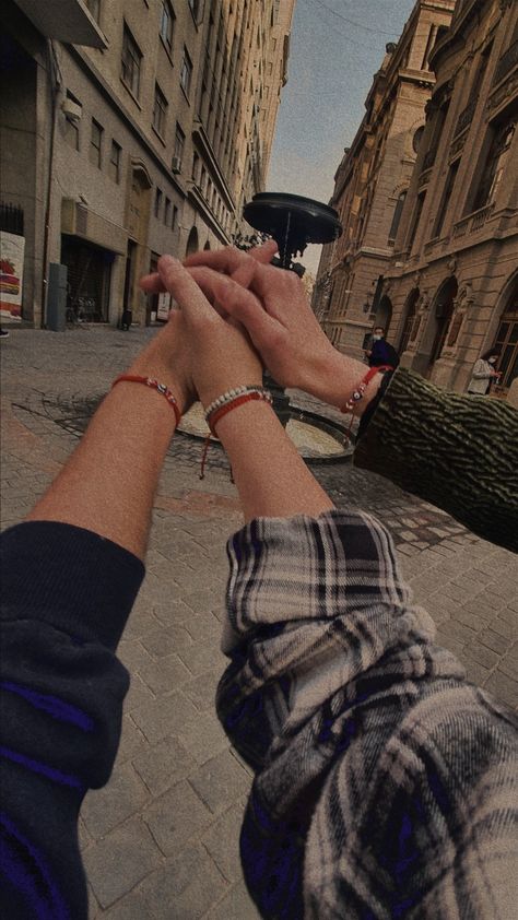 3 Friends Hand Poses, 3friends Pictures, Hand Poses With Bestie, Friendship Hands Pictures, Best Friends Holding Hands Aesthetic, 3best Friends Pictures, Friends Hands Together, Love Beige Aesthetic, 3 People Holding Hands