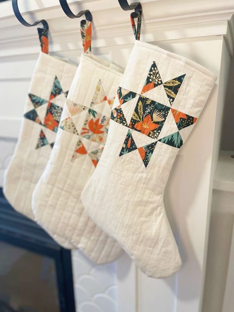 Black Poinsettia Quilted Handmade Stocking - Etsy Quilted Christmas Stockings Ideas, Quilted Stockings Christmas, Quilted Stocking, Quilted Star, Quilted Christmas Stockings, Diy Stockings, Poinsettia Flowers, Paper Quilt, Patchwork Cardigan