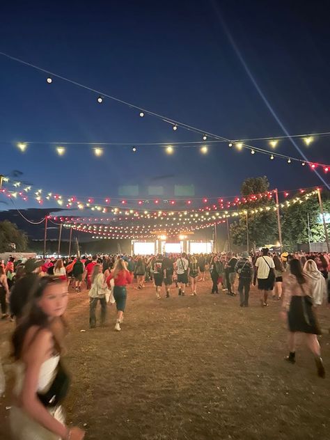 night, festival, leeds Music Festival Aesthetic, Latitude Festival, Uk Festival, Uk Festivals, Leeds Festival, Apple Festival, Night Festival, Festival Aesthetic, Isle Of Wight Festival