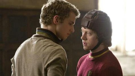 Cormac McLaggen and Ron Weasley Freddie Stroma Harry Potter, Cormac Mclaggen, Ron Y Hermione, Freddie Stroma, Half Blood Prince, Ronald Weasley, Princess House Crystal, Rupert Grint, Fred Weasley