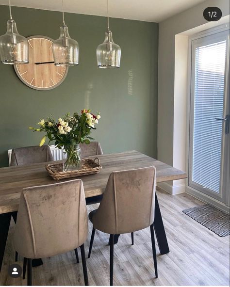 Sage Green Kitchen Walls, Kitchen Diner Decor, Dining Room Colour Schemes, Green Kitchen Walls, Sage Green Paint, Dining Room Paint Colors, Sage Green Kitchen, Green Dining Room, Dining Room Paint