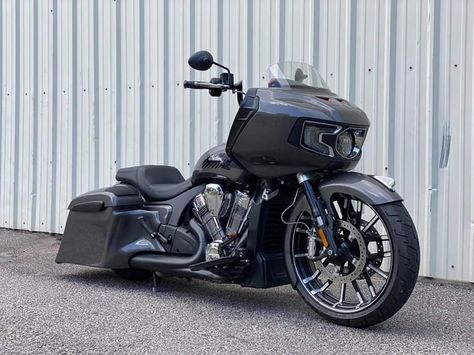 Indian Challenger Motorcycle, Custom Bagger Parts, Motorcycle Ideas, Custom Bagger, Bagger Motorcycle, Victory Motorcycles, Custom Baggers, Dream Bike, Motor Cycles