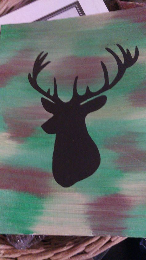 Deer Antler Painting, Simple Deer Painting, Deer Painting Ideas, Hunting Painting Easy, Camo Painting Ideas, Deer Painting Easy, Hunting Painting, How To Paint Camo, Painted Antlers