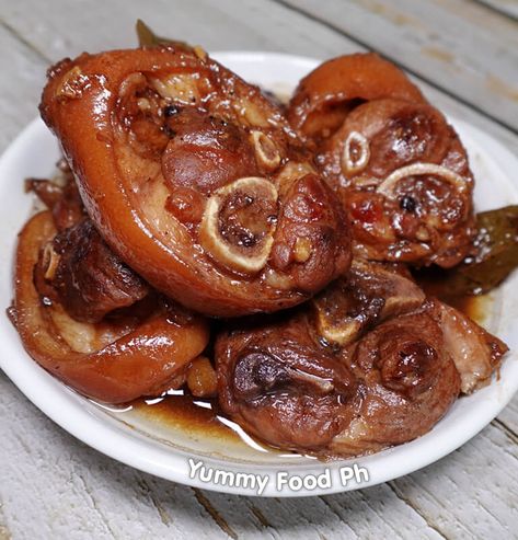 Adobo Pork Filipino, Pork Feet Recipe, Hock Recipes, Pork Leg Recipes, Pata Recipe, Trotters Recipe, Pagkaing Pinoy, Pig Feet Recipe, Ham Hock Recipes