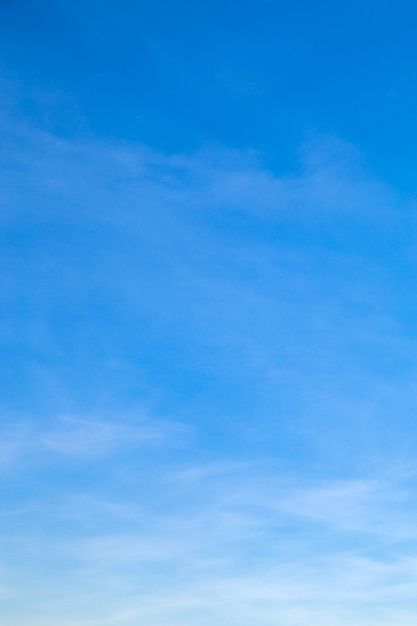 Indian Freedom Fighters, Blue Sunset, Vertical Images, Blue Sky Background, The Blue Sky, Clear Lake, Sky Color, Clear Blue Sky, Clear Sky