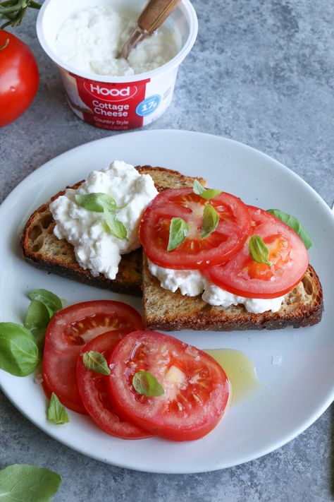 Cottage Cheese Toast, Cheese Toast Recipe, Source Of Calcium, Toast Ideas, Cottage Cheese Recipes, Toast Toppings, Cheese Toast, Toast Recipes, Cottage Cheese