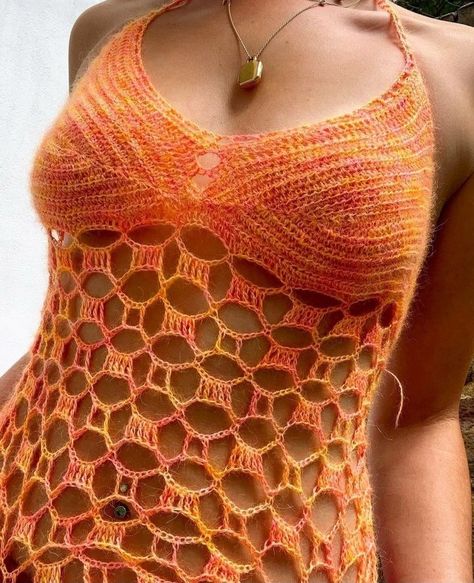 Halter Top Crochet, Crochet Tee, Orange Crochet, Mesh Tops, Crochet Design Pattern, Crochet Clothing And Accessories, Crochet Halter, Crochet Fashion Patterns, Crochet Halter Tops