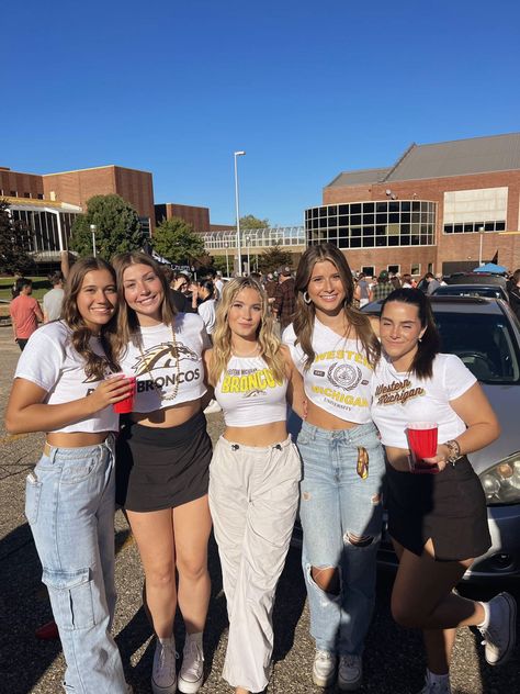 Western Michigan University Aesthetic, Campus Aesthetic, Michigan College, Western Michigan University, Western Baby, Michigan University, Western University, Western Michigan, Western Babies