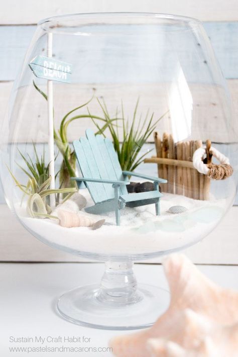 14 DIY Projects for Beach Lovers - XO, Katie Rosario Garden Ideas Homemade, Decor Marin, Beach Fairy Garden, Diy Fairy Garden, Fairytale Garden, Fairy Garden Ideas, Tiered Garden, Fairy Garden Crafts, Diy Outdoor Decor