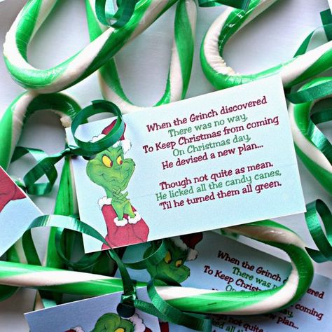 Grinch Breakfast, Grinch Candy Cane, Grinch Christmas Treats, Grinch Candy, Christmas Gala, True Christmas, Grinch Crafts, Grinch Christmas Party, Whoville Christmas