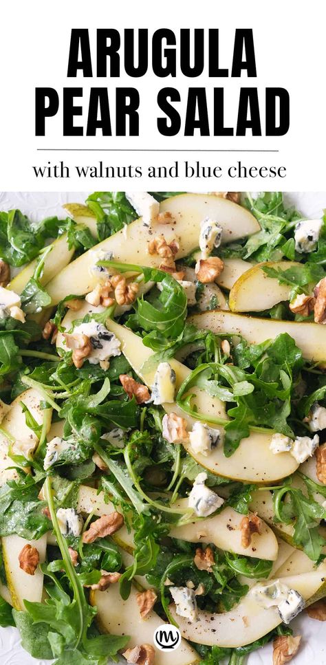 Arugula Pear Salad, Pear Salad Recipes, Arugula Recipes, Arugula Salad Recipes, Blue Cheese Salad, Pear Salad, Walnut Salad, Best Salad Recipes, Cheese Salad