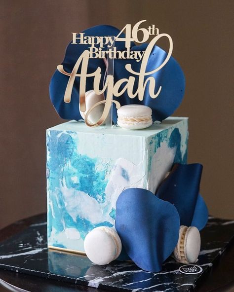 Shades Of Blue Birthday Cake, 46th Birthday Cake, Shades Of Blue Cake, Square Birthday Cake Ideas, Male Cakes, 50th Birthday Cakes For Men, Latest Birthday Cake, Square Birthday Cake, Queens Birthday Cake