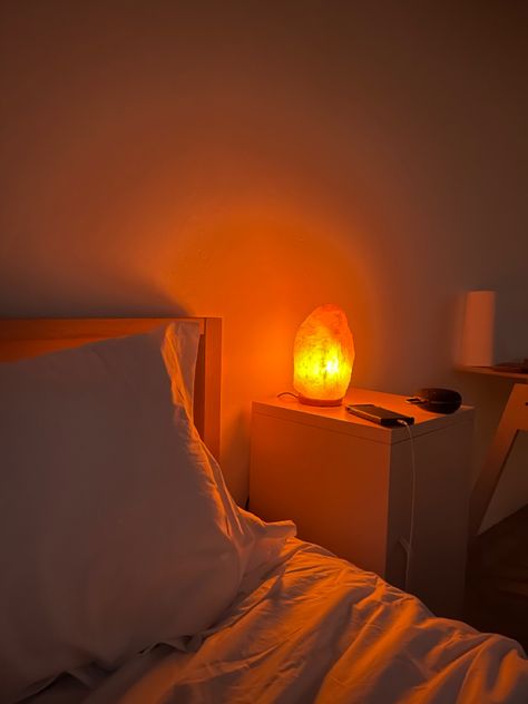 Room Calm Aesthetic, Salt Rock Lamp In Bedroom, Ambient Lamp Bedroom, Salt Lamp In Bedroom, Clean Simple Aesthetic, Bedroom Salt Lamp, Lamps Aesthetic Bedroom, Calm Lighting Bedroom, Warm Ambient Lighting Living Room