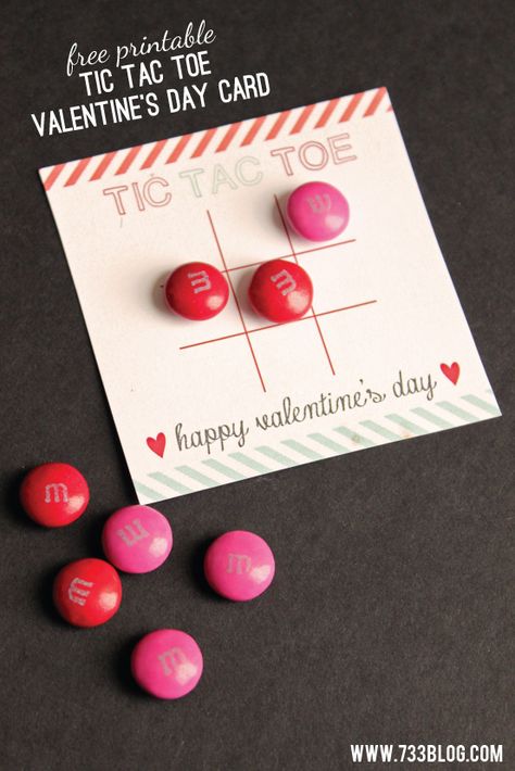 25+ Clever and Cute Valentine's Day Classroom Cards for Kids ({with Free Printables} - A Hundred Affections Tic Tac Toe Valentine, Valentinstag Party, Happy Hearts Day, Valentine's Day Games, Valentines Day Food, Valentines Printables Free, Homemade Valentines, My Funny Valentine, Valentine Ideas