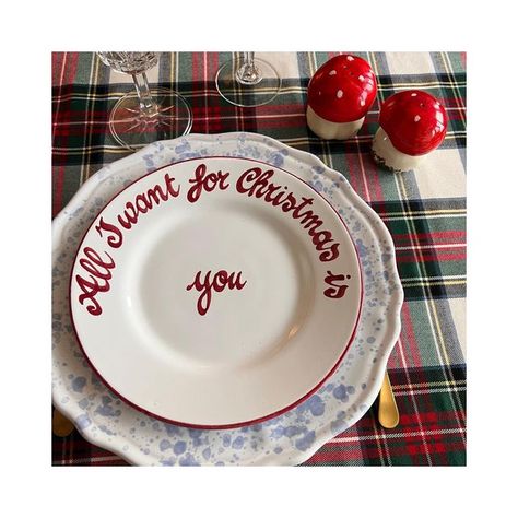 Christmas Plate Ideas, Diy Christmas Plate, Ceramics Christmas, Christmas Pottery, Christmas Ceramics, Ceramics Design, Color Me Mine, Christmas Tableware, Christmas Plate