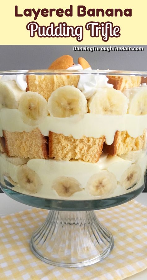 Trifle With Pound Cake, Banana Cream Trifle, Banana Pudding Pound Cake, Pound Cake Trifle, Trifle Bowl Desserts, Banana Trifle, Pudding Trifle, Banana Pudding Trifle, Trifle Bowl Recipes