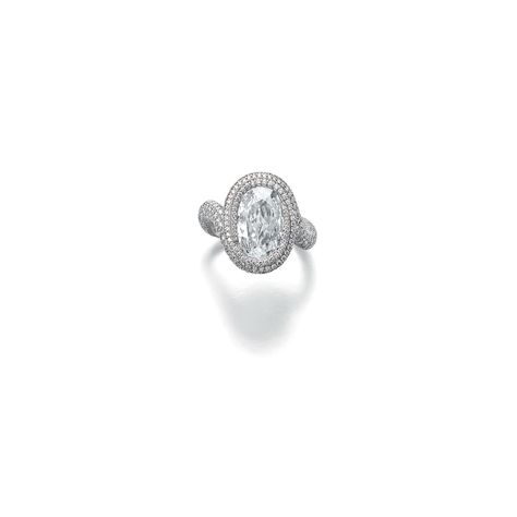 Chopard High Jewelry, Chopard Diamond Ring, Chopard Ring, Minimal Rings, Obx Dr, Minimal Ring, International Jewelry, Ladies Diamond Rings, Art Old