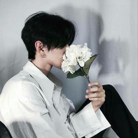 "Is that for me Roy?" Jason asked, teasing his boyfriend. Roy hid his face behind the flower, hiding the blush now creeping up his face. "If it weren't, why would I be here?" Alluka Zoldyck, Kore Ulzzang, 짧은 머리, Flower Boys, Ulzzang Boy, 인물 사진, Asian Boys, Trendy Wedding