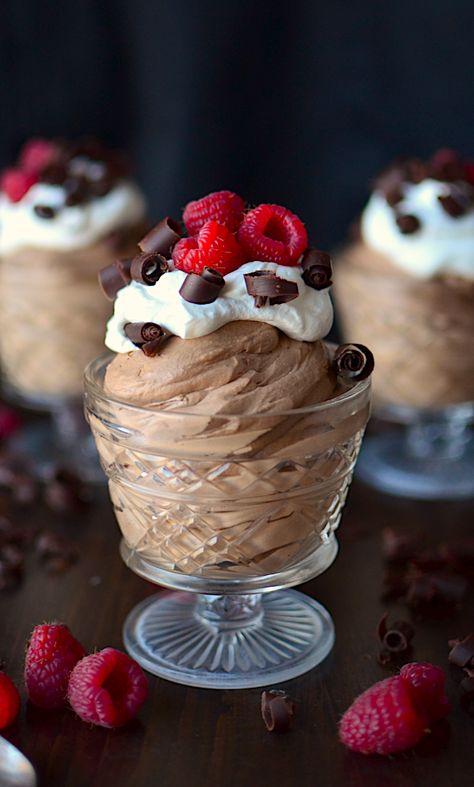 Chocolate Mousse Desserts, Dessert Mousse, Chocolate Mousse Recipe, Mousse Dessert, Mousse Recipes, Chocolate Dessert, Chocolate Mousse, Perfect Desserts, Healthy Dessert