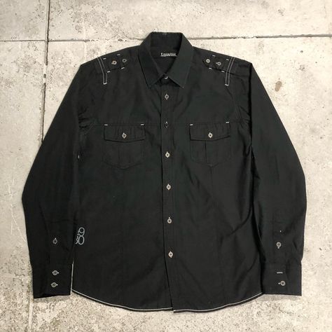 Y2K Emo Punk Gothic Vampire Tarnish Utility Detailed Black Button Up Shirt Long Sleeve Size: S Condition: Good Condition (No Noticeable Flaws) Cost: $35 + Shipping Measurements: ⭐️ Length: 66cm ⭐️ Pit to Pit Width: 45cm ⭐️ Sleeve Length: 64cm *Send me a PM if interested, I’ll send you my banking details and will hold for 12 hours! *Feel free to chuck us questions/queries/offers our way! #y2k #thrift #secondhand #grunge #bohemian #thrifted #fashion #indie #punk #clothing #baddie #streetwe... Grunge Bohemian, Indie Punk, Button Up Shirt Long Sleeve, Thrifted Fashion, Black Button Up Shirt, Punk Clothing, Gothic Vampire, Y2k Emo, Shirt Long Sleeve