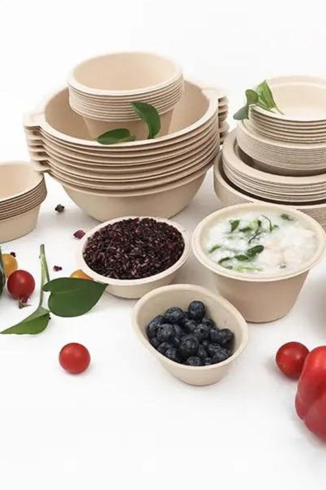 Eco-friendly bamboo disposable tableware – sustainable, biodegradable, and chemical-free. Perfect for various occasions. Dispose responsibly for maximum environmental benefits. Sustainable Plates, Bamboo Utensils, Bamboo Plates, Organic Forms, Disposable Plates, Unique Vases, Tropical Party, Fashion Suits, Disposable Tableware