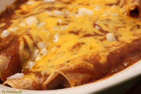 Cheese Enchiladas with chili gravy Cheese Onion Enchiladas, Chili Gravy Recipe, Spanish Meals, Chili Gravy, Tex Mex Chili, Enchiladas Beef, Mexican Enchiladas, Dinner Board, Mexican Meals