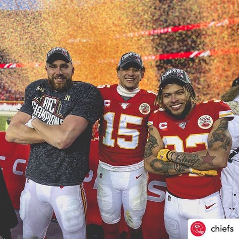 Chiefs Memes, Kansas City Chiefs Craft, Kansas City Chiefs Funny, Kansas City Nfl, Pat Mahomes, Nfl Art, Kc Chiefs Football, Kc Football, Kansas Chiefs