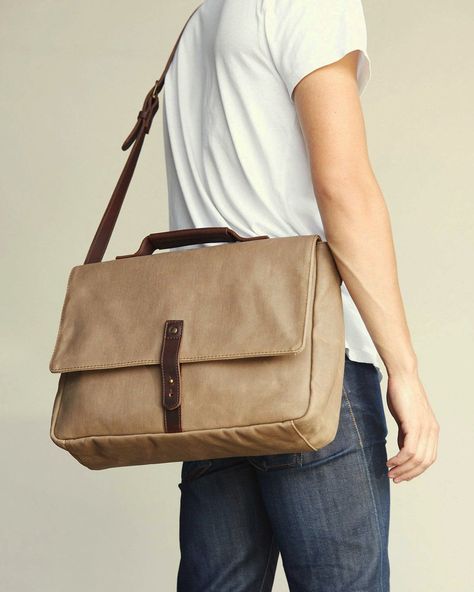 Oprahs Favorite Things, Men's Totes, Sustainable Clothing Brands, Note Pads, Ethical Brands, Canvas Messenger Bag, Bo Gum, Waxed Canvas, Laptop Pocket