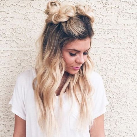 19 Fun Beauty Trends For Festival SeasonFacebookGoogle+InstagramPinterestTumblrTwitterYouTube Half Bun Hairstyles, Long Blonde, Half Up Hair, Long Blonde Hair, Hair Envy, Peinados Faciles, Hair Dos, Gorgeous Hair, Half Up