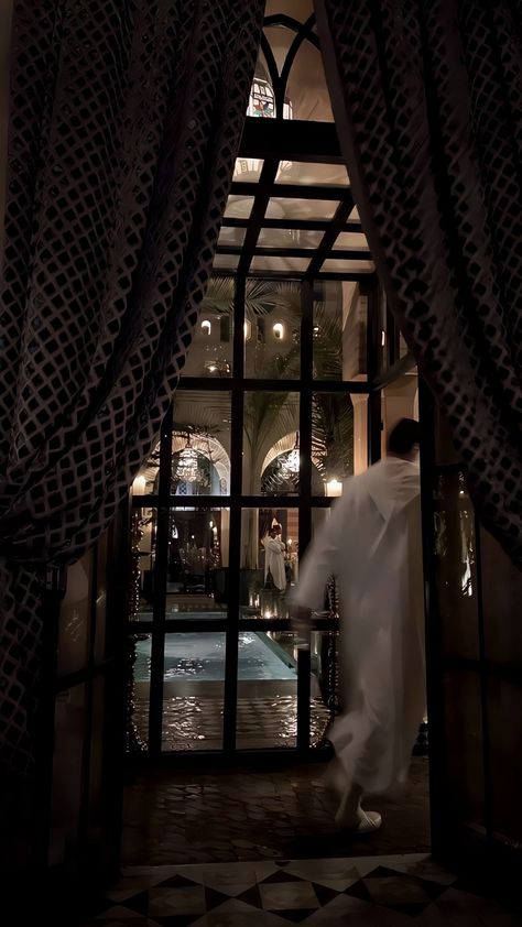 Morroco Aesthetic, Morrocan Aesthetic, Morocco House, Morocco Wallpaper, Riads In Marrakech, Moroccan Wallpaper, Art Marocain, Moroccan Houses, Morocco Aesthetic