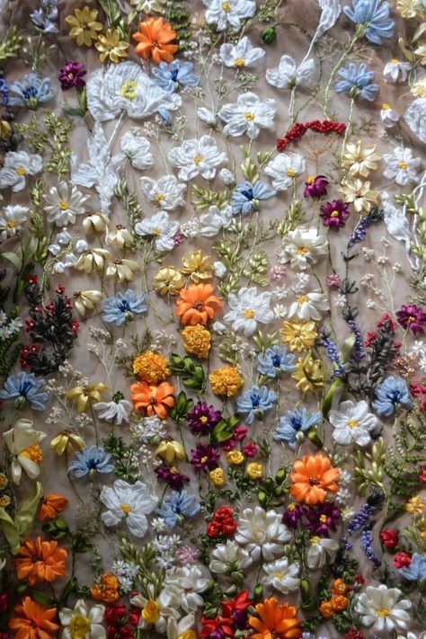 Fashion Inspired By Flowers, Spring Textiles, Flower Inspired Dress, Botanical Textiles, Flowers Textiles, Flower Textiles, Textiles Flowers, 3d Embroidery Flowers, Fabric Art Ideas