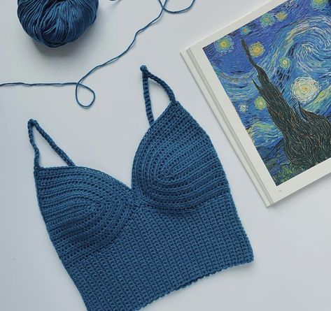 Crochet Bralette, Crochet Business, Crochet Design Pattern, Crochet Decoration, Crochet Fashion Patterns, Crochet Cross, Night Vibes, Fun Crochet Projects, Granny Square Crochet Pattern