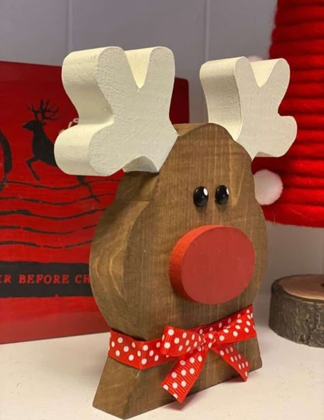 Wood Reindeer, Rudolph Red Nosed Reindeer, Christmas Diy Wood, Red Nose Reindeer, Wooden Christmas Crafts, Wooden Christmas Decorations, Wood Craft Projects, Office Christmas Decorations, Christmas Wood Crafts