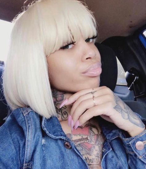 613 blonde blunt cut Chinese bang short bob Ombre Bob With Bangs, Chinese Bob Hairstyles, 613 Blonde Bob, Chinese Bangs, Blonde Bob With Bangs, Beyonce Dancers, Quick Weave Bob, Short Blonde Bobs, Swept Bangs