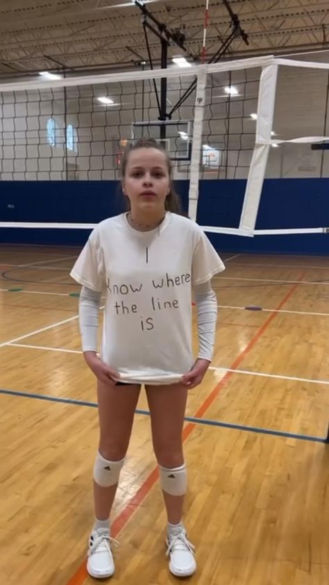 White Lies, Volleyball, White