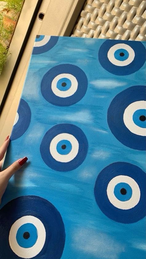 Canvas Painting Ideas Evil Eye, Simply Painting Ideas, Basic Canvas Painting Ideas, Art Easy Paint, 444 Painting, Evil Eye Art Painting, Trippy Hippy Painting Ideas, Pretty Painting Ideas, Y2k Painting Ideas Easy